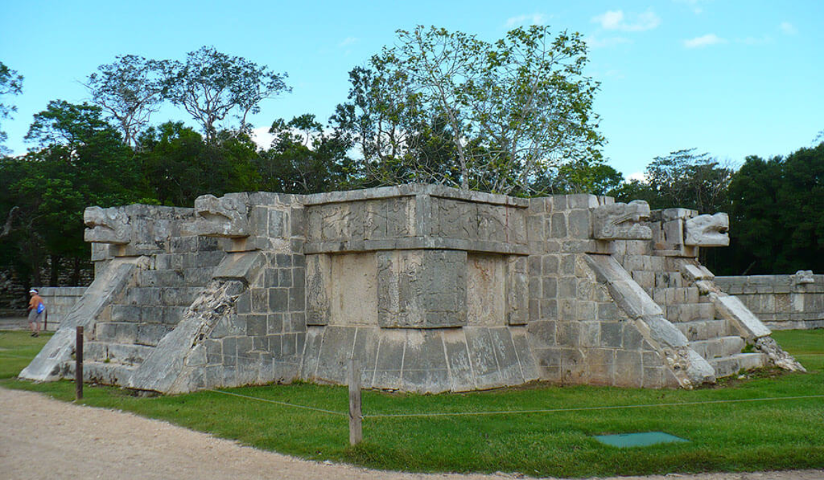 Plataforma de Venus en Chichén Itzá: Un Legado Astronómico y Sagrado
